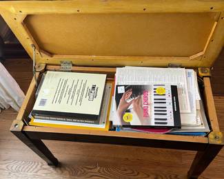 D5 - $3000. Samick black lacquered piano with bench. Last 2 keys stick a bit. 