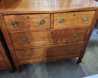 Antique bedroom set (dresser, chest of drawers & Queen head/footboardboards)