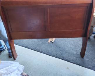 Queen sleigh bed front