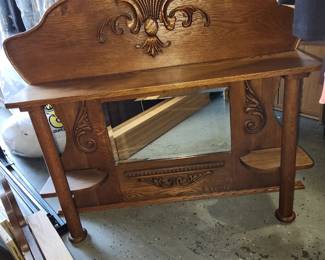 Antique bedroom set (dresser, chest of drawers & Queen head/footboardboards)