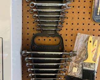 Full sets of wrenches