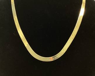20inch 14k 7mm Herringbone 22 grams Amazing condition, perfect length Herringbone necklace
