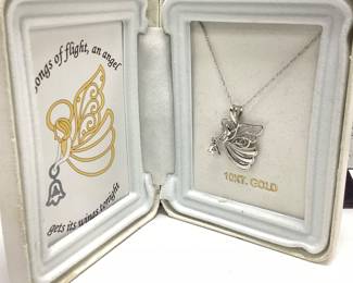 10k white gold angel pendant, chain 1.35 grams