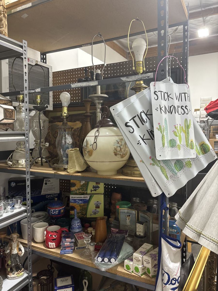 Lamps, Las Vegas mugs and poker chips