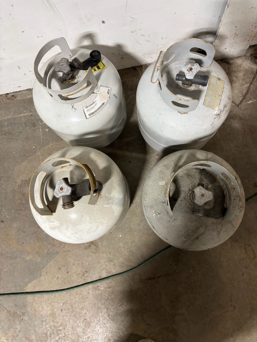 Full propane tanks