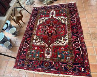 Hand-woven Persian Heriz Wool Rug (78"L × 55"W)