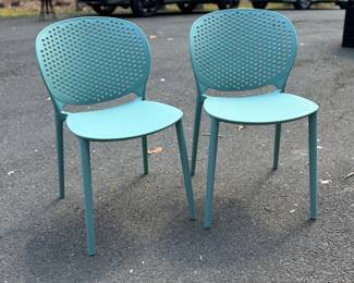 2XHome Outdoor Stackable Plastic Dining Chairs (2 Available)