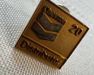 14K Gold Chevron Distributor 20 Year Pin