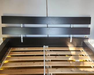 Contemporary queen bed