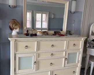 Dresser is not for sale