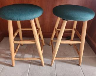 Qty 2 counter height stools