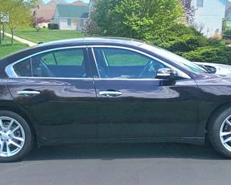 1 of 23 pictures - 2010 Nissan Maxima in fantastic condition fully loaded with only 45k for milage! Asking $7300 WILL BE OFFERED FOR PRE-SALE. CONTACT BILL AT 419-360-2636 IF INTERESTED.