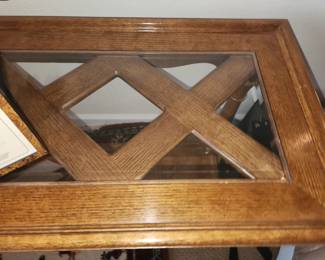 Detail of sofa table