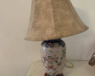 #8	Ceramic lamp w wood base 28"	 $75.00 			