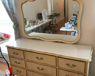 #51	French Provincial cream 9 drawer dresser w mirror 58x18x31 Mir 46x32	 $75.00 			
