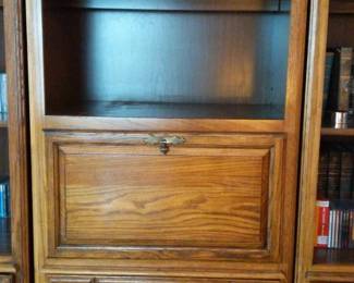 Large Entertainment Cabinet Oak