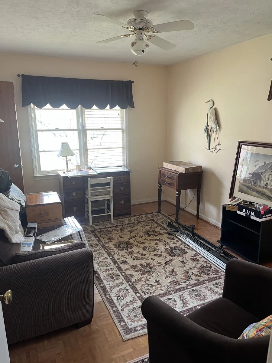 Sewing machine, furniture