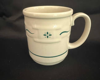 Lot 40: Longaberger Woven Traditions Pottery Heritage Green Mug. 