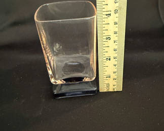 Lot 10:  Vintage DiSaronno Amaretto cocktail glass