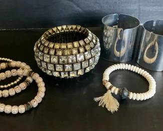 KR204Stylish Bracelets