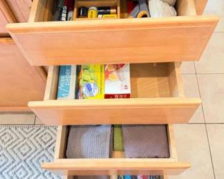 KR218Kitchen Drawer Mystery Lot 