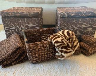 KR135Animal Print Storage Ottomans