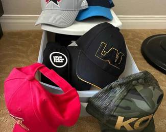 KR168Mens Caps Mystery Lot