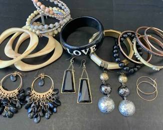 KR253Love Costume Jewelry