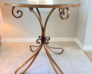 KR122Gold Toned Metal Mirrored Table