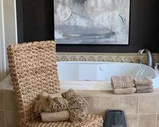 KR137Bathroom, Art  Chair