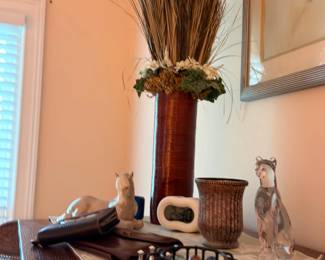 Decorative dried wheat sheaf arrangement and figurines