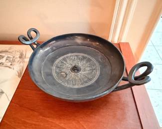 Wrought iron decorative bowl or tray