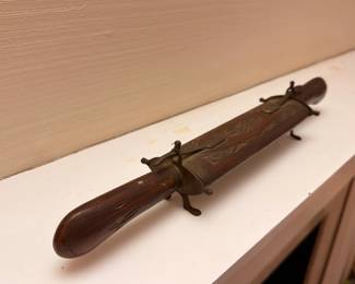 Decorative dagger with ornate sheath