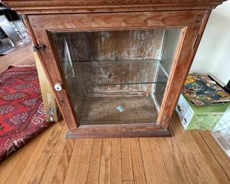 Display Cabinet