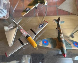 Airplane toys