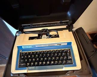 smith & corona eletric typewritter