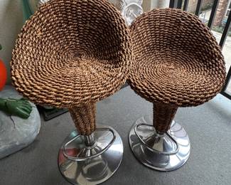 Wicker & chrome counter, Stools