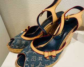 Louis Vuitton Denium wedges 