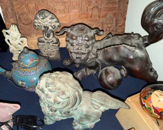 Heavy bronze foo dog