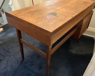 Merton Gershun for Dillingham "Esprit" Mid-Century Modern Walnut Desk