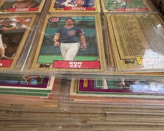 1987 Topps Baseball Cards Collection