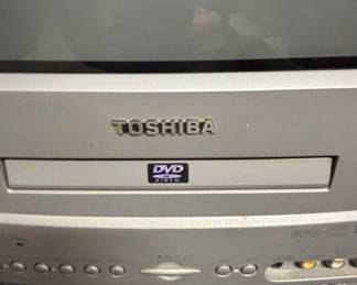 Toshiba TV/DVD Combo MD9DL1