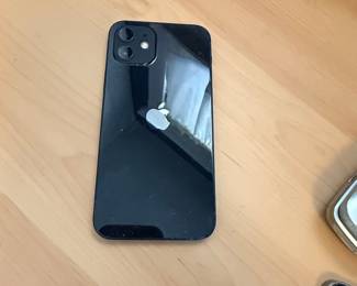 Apple iPhone 12
