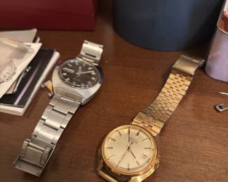 Vintage Seiko Quartz Watch and Vintage Stainless Steel Seiko Watch
