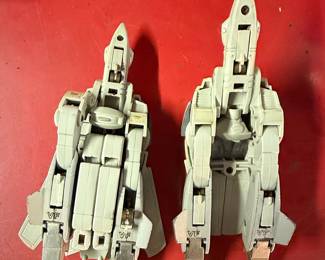 Takara Tomy Transformers VF-1 Valkyrie Toys