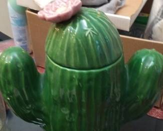 Treasure Craft Saguaro Cactus Cookie Jar with Flower Lid