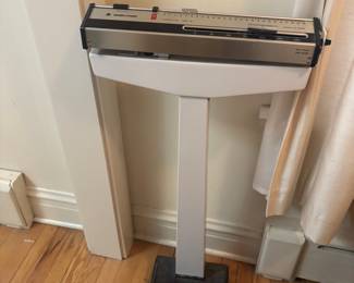 Health-o-meter Doctor's Scale Model 290