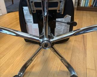 Mid-Century Modern Style Office Chair