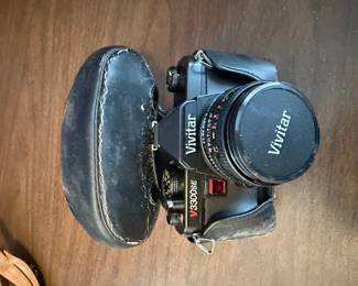 Vivitar V3300SE 35mm SLR Camera