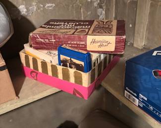 Hawaiian Host Aloha Macs Milk Chocolate Macadamia Nuts Candy Box